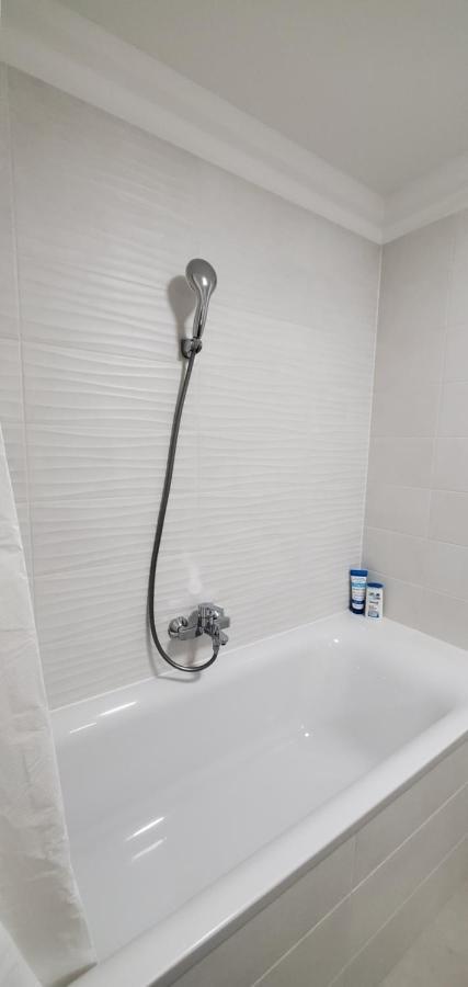 Dn Blue Apartment Boedapest Buitenkant foto